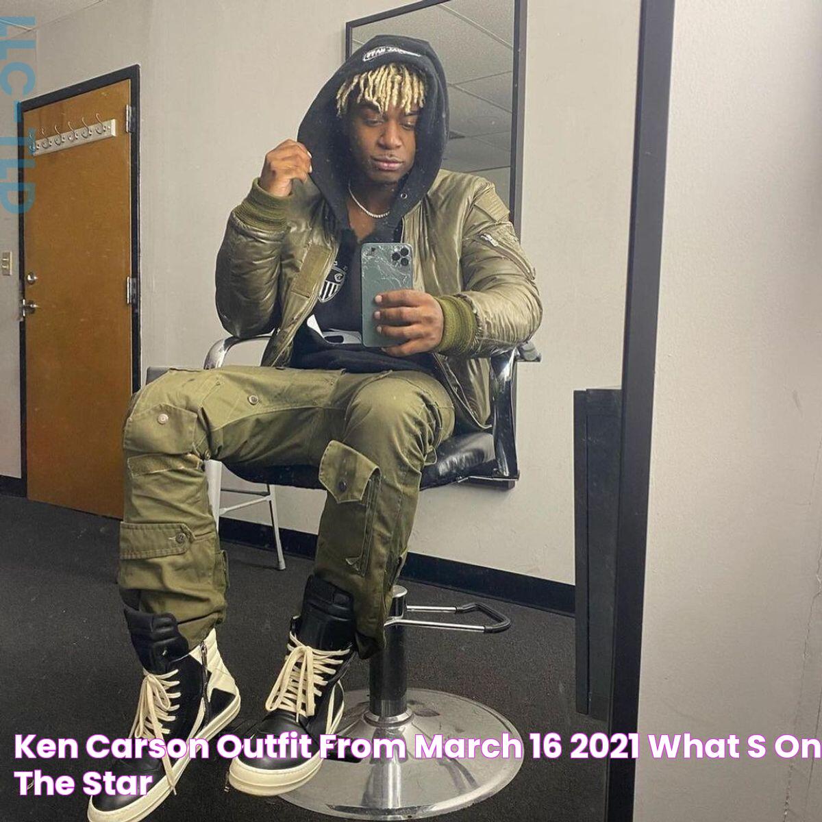 Ken Carson Outfit from March 16, 2021 WHAT’S ON THE STAR?