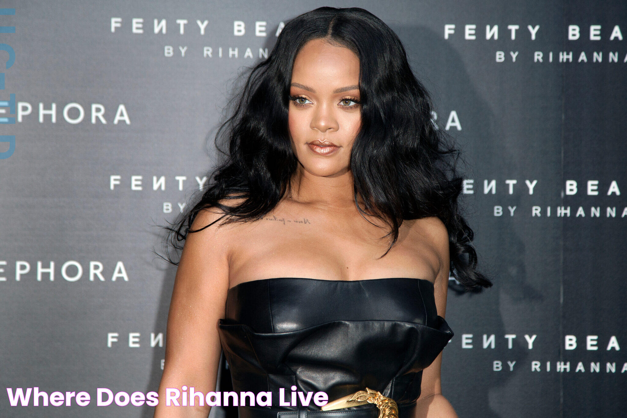 Where Does Rihanna Live?